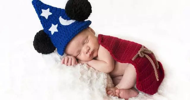 deguisement-bebe-mickey-crochet
