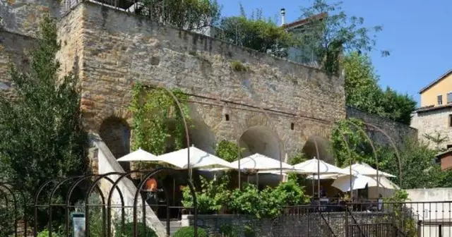terrasse-boire-verre-lyon-cafe-gadagne