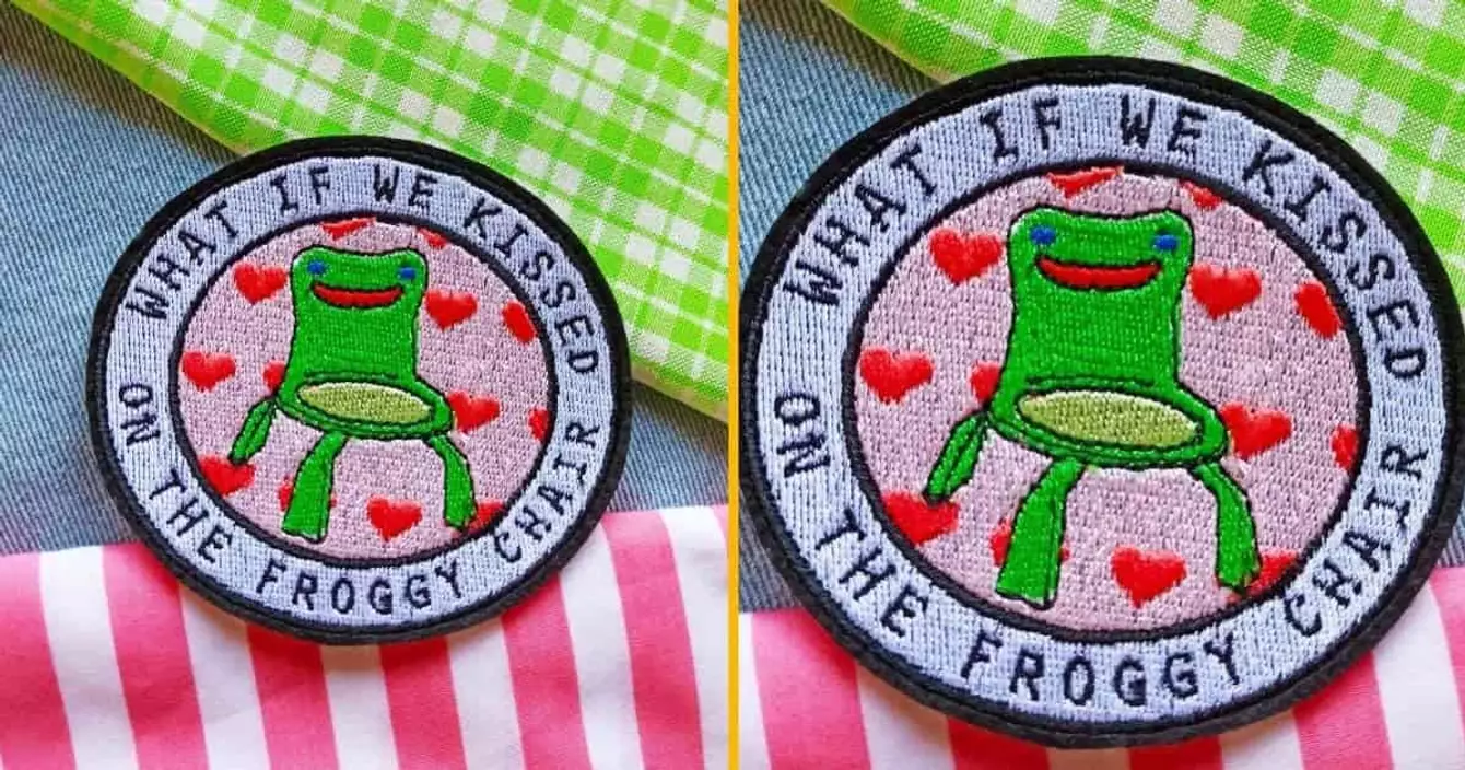 patch-kissed-froggy-chair