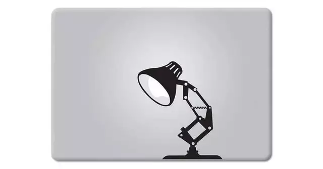 sticker-lampe-pixar-macbook