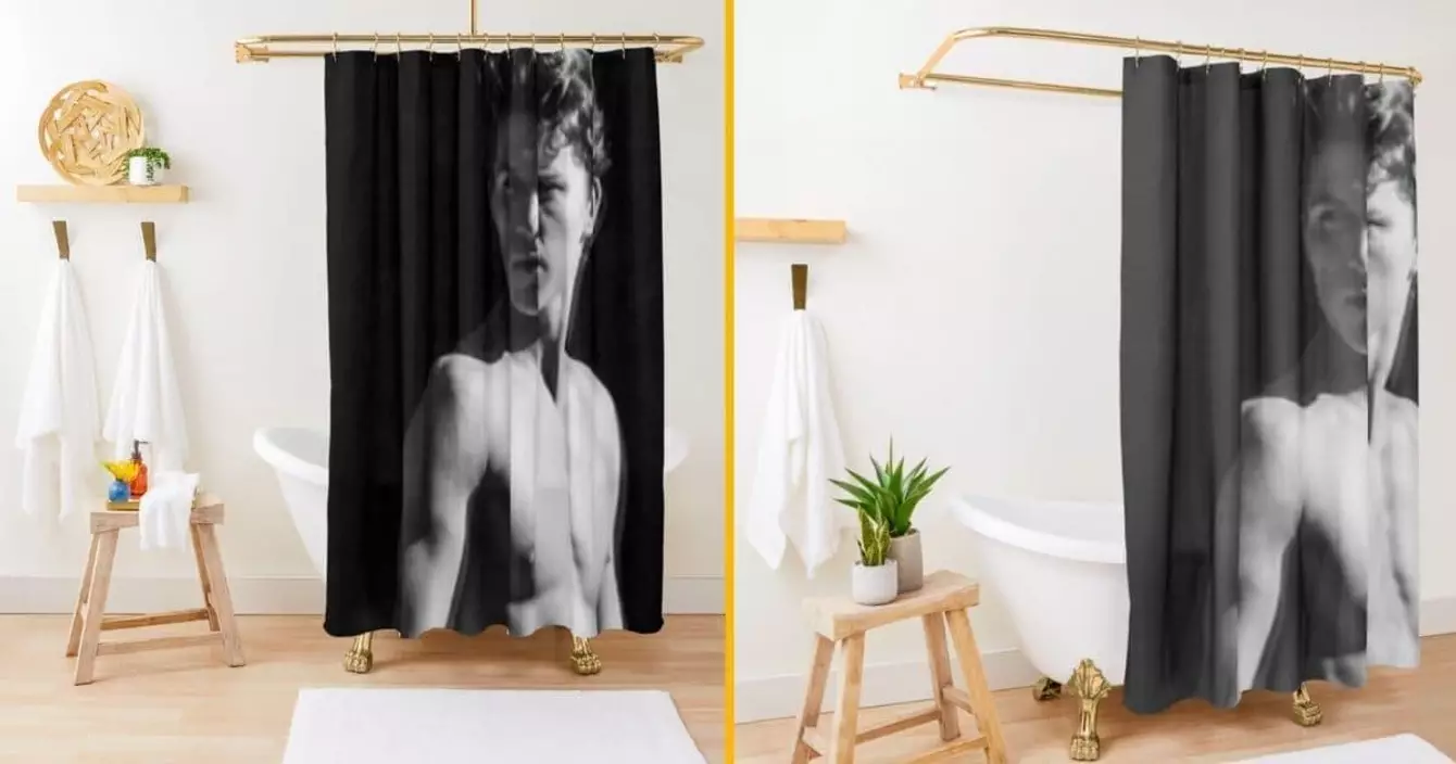 rideau-douche-tom-holland