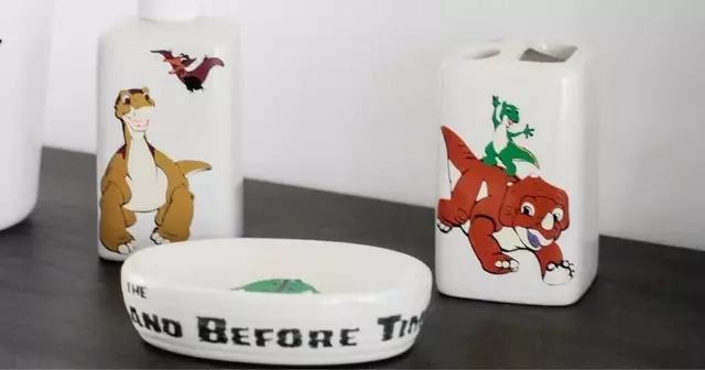 un-ensemble-de-salle-de-bain-le-petit-dinosaure