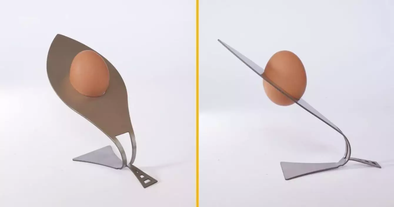 coquetier-tient-suspens