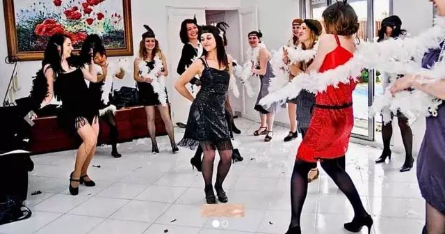 cours-effeuillage-burlesque