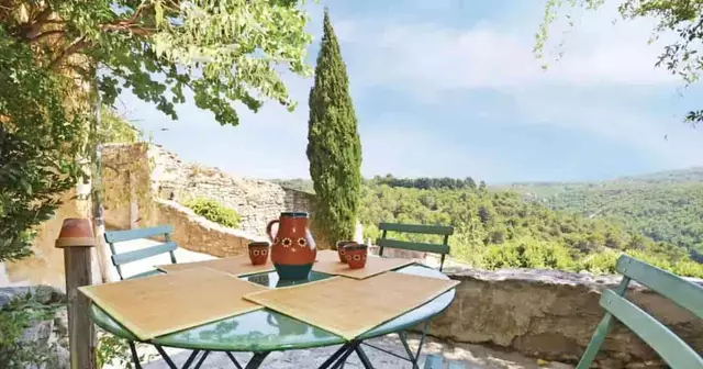 maison-pierre-vue-region