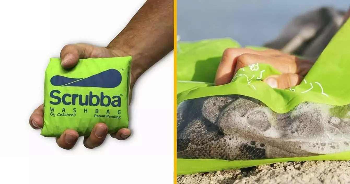 un-sac-de-lavage-pour-pouvoir-laver-ses-vetements-partout-en-voyage