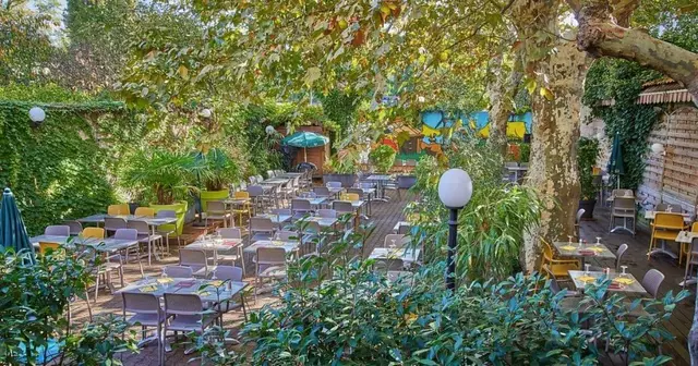 terrasse-boire-verre-lyon-lautre-monde