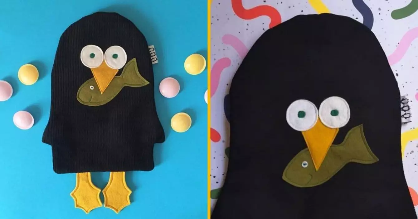 un-housse-de-bouillotte-pingouin