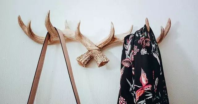 porte-manteau-faux-bois-cerf