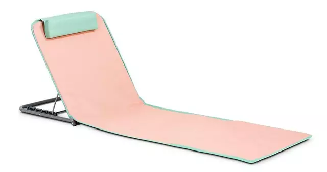 chaise-plage-installe-confortablement