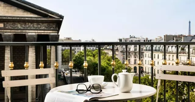 nuit-hotel-madeleine-plaza