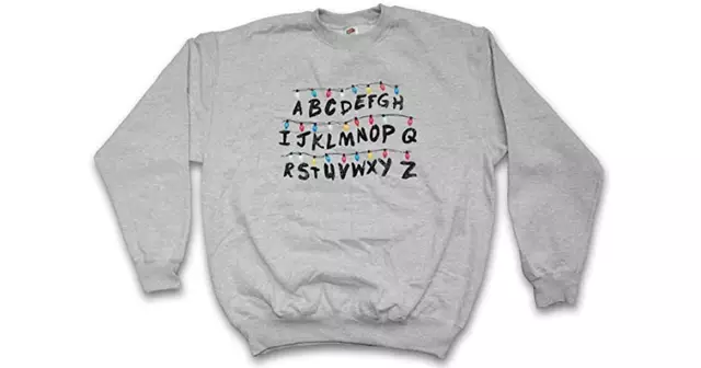 sweat-guirlande-lumineuse-stranger-things