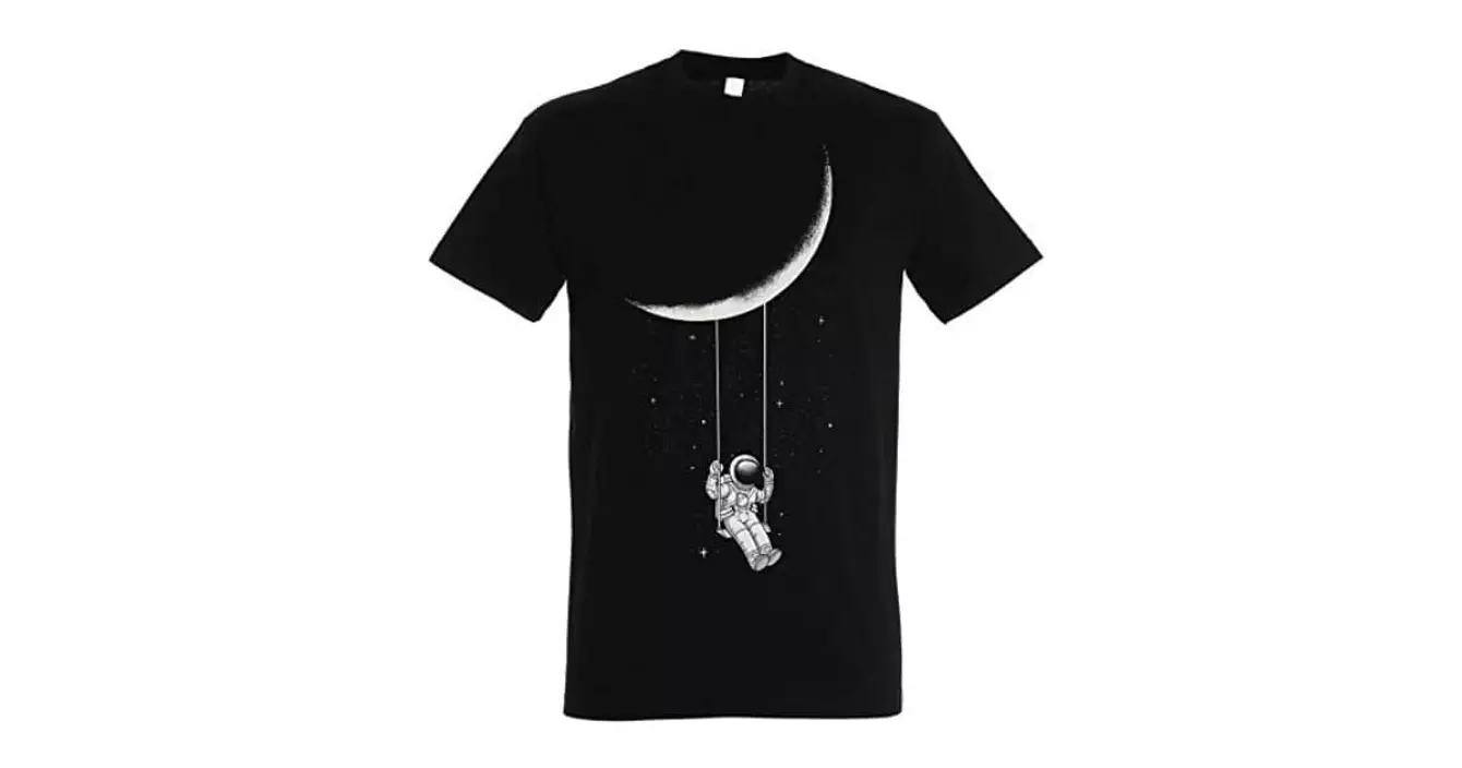 t-shirt-astronaute-balancoire-espace