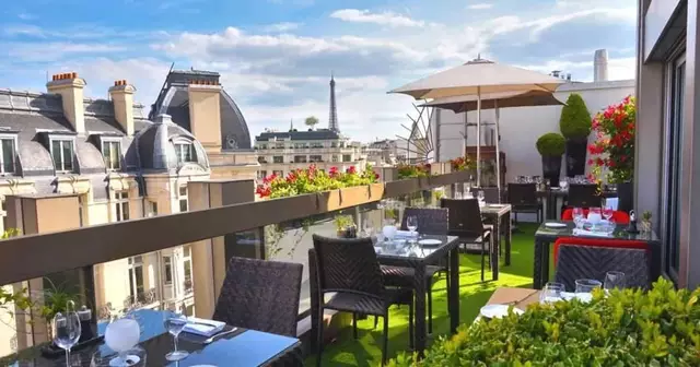 bar-rooftop-paris-le-w