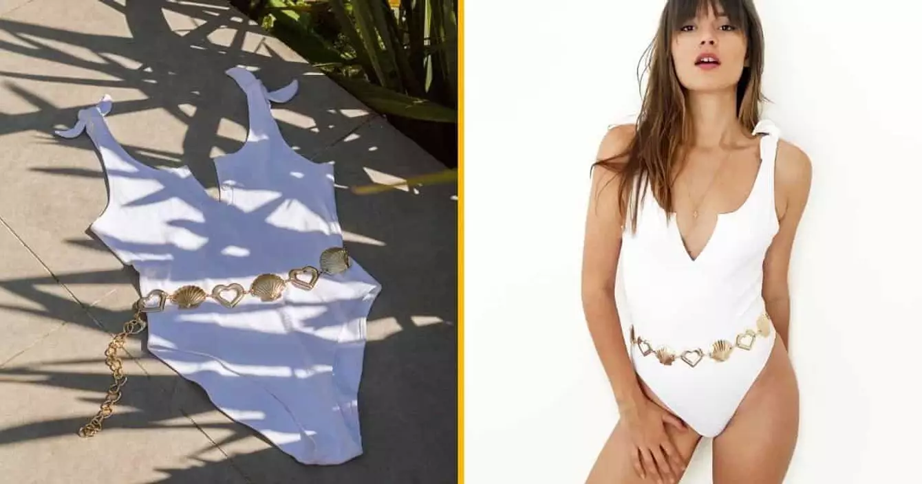 maillot-bain-piece-ceinture-doree