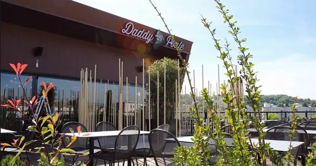 daddy-poule-restaurant-terrasse-lyonnais