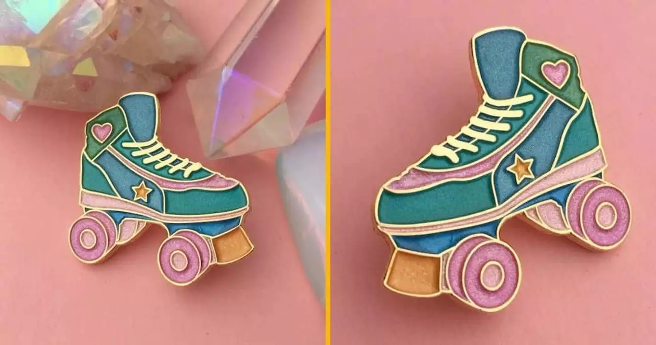 un-petit-pins-colore-pour-pimper-ta-veste-aux-couleurs-du-roller-derby