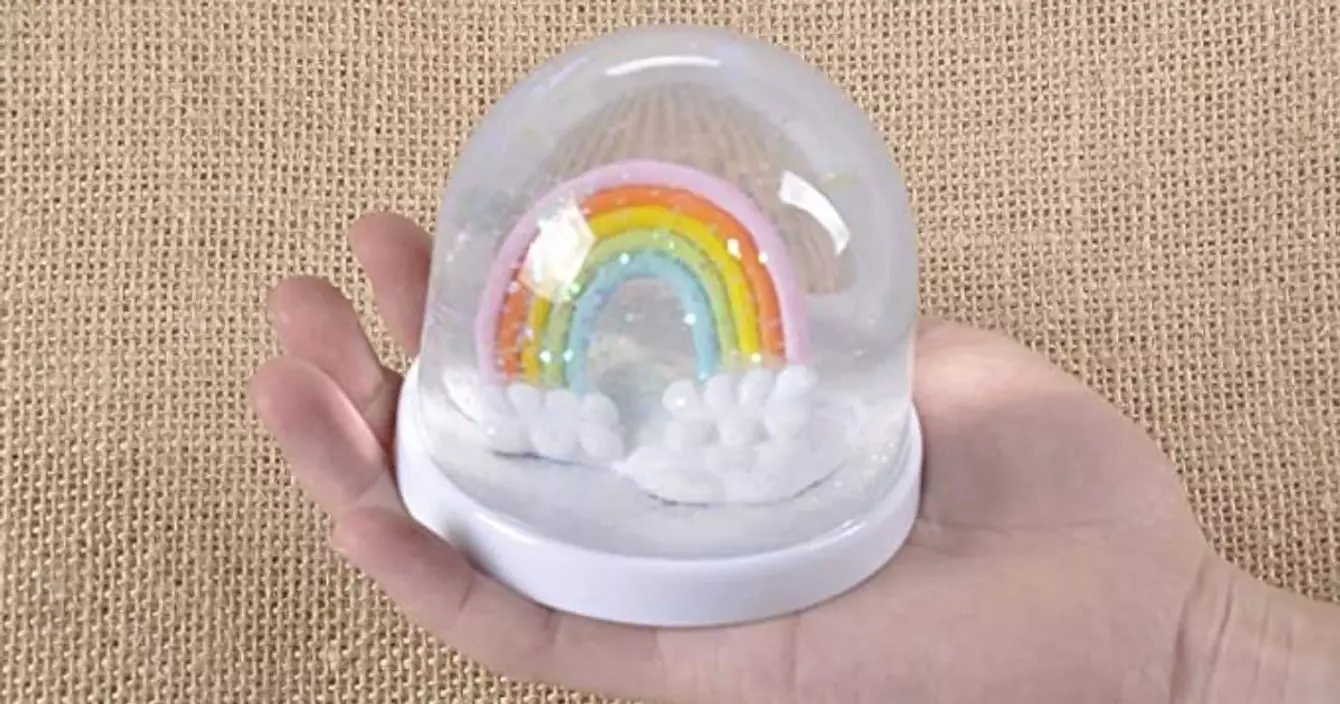 boule-neige-donut-arc-en-ciel
