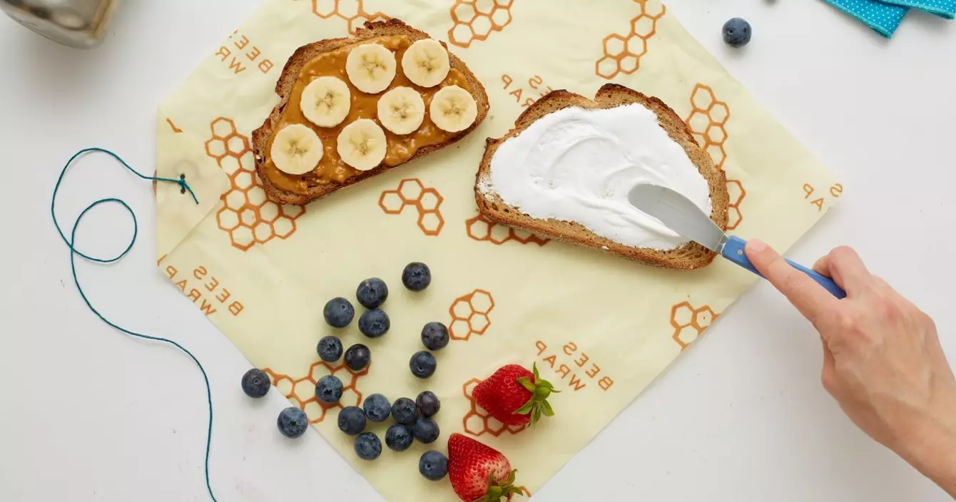 Friday_hand_1273x849