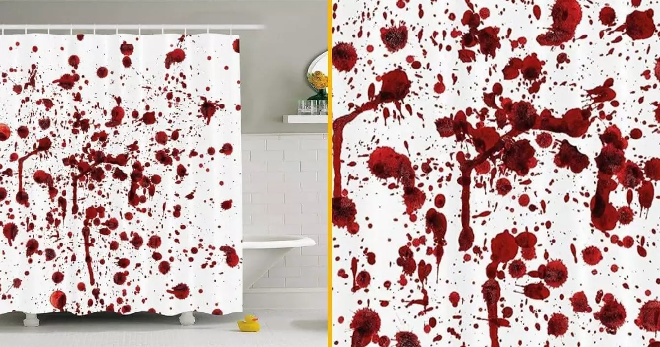 rideau-douche-ensanglante