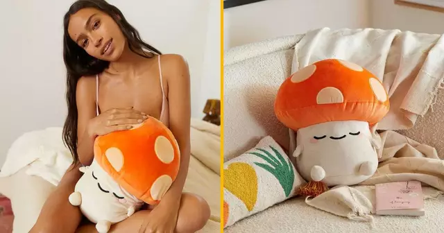 -peluche-geante-mochi-champignon-kai