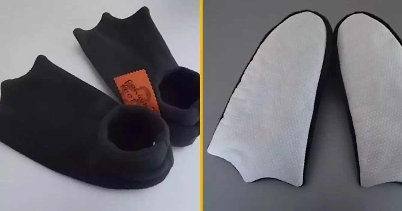 des-chaussons-palmes-pour-une-demarche-gracieuse