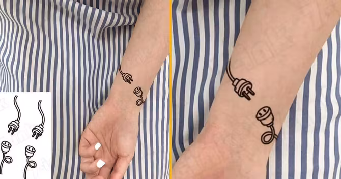 double-tatouage-prise-cable-electrique