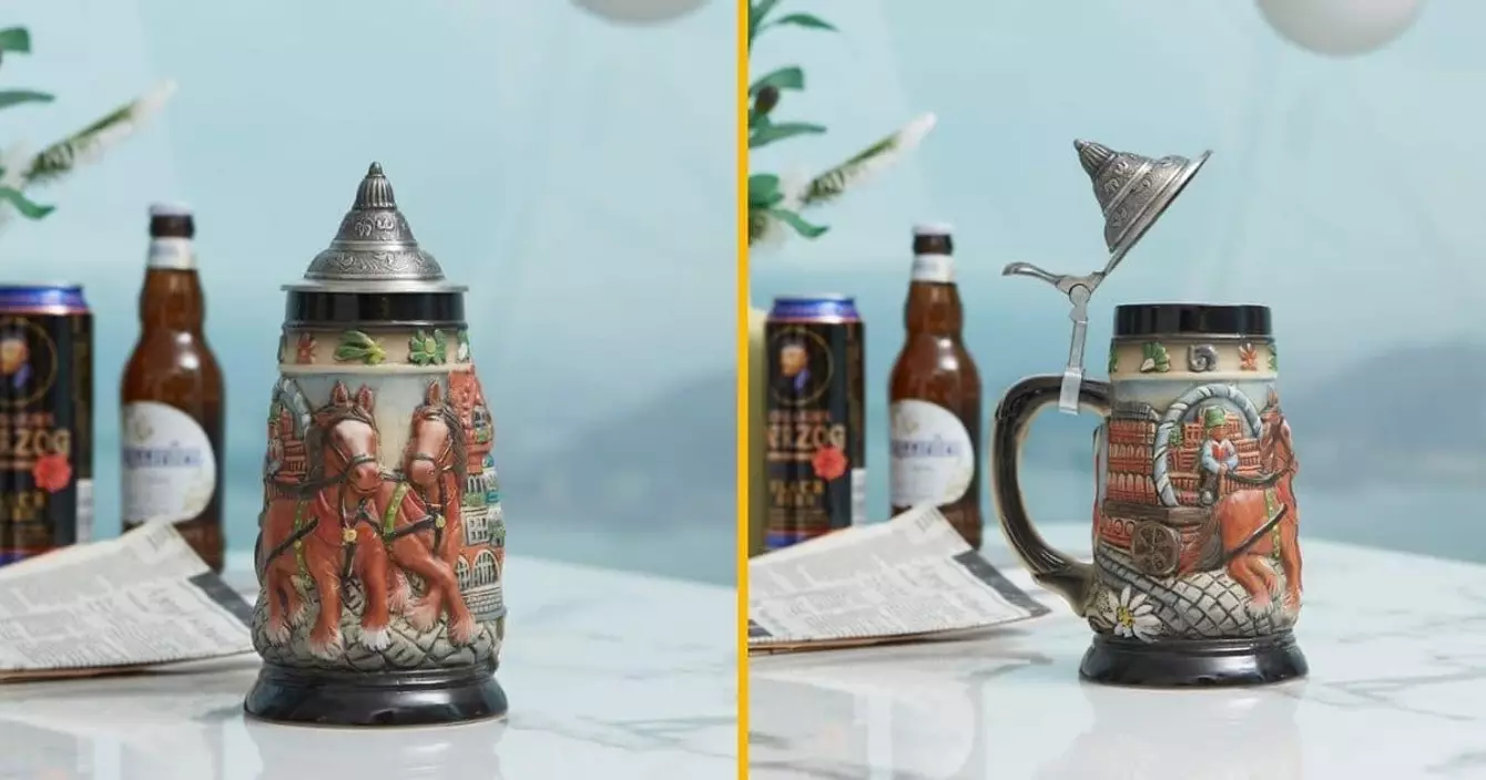 chope-biere-couvercle-typique