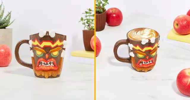 mug-uka-uka-crash-bandicoot
