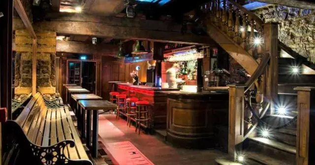 bar-privatisable-lyon-le-42