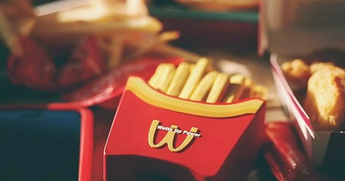 1142771364801812895_376c98807bd0