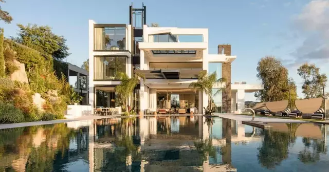 villa-piscine-16-personnes-cannes