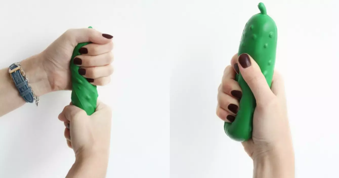 boule-anti-stress-cornichon