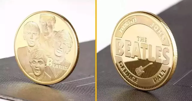 piece-gravee-the-beatles