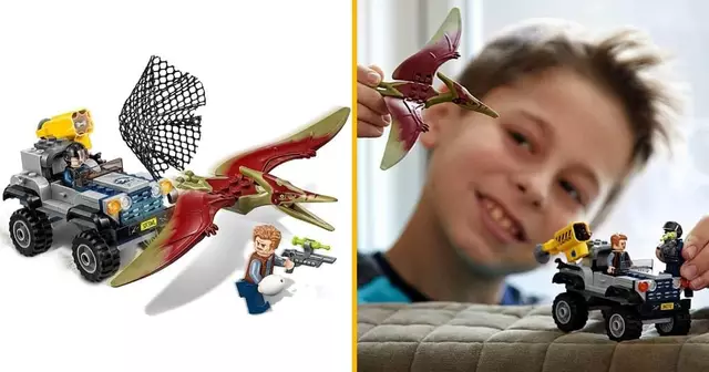lego-jurassic-world-poursuite-pteranodon