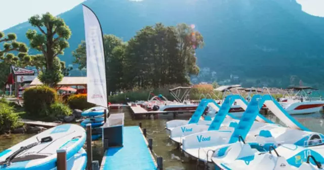 activite-pedalo-annecy