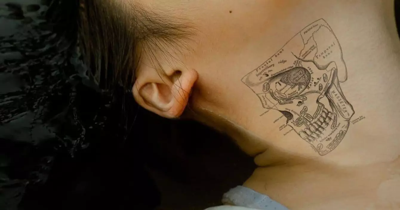 tatouage-ephemere-crane