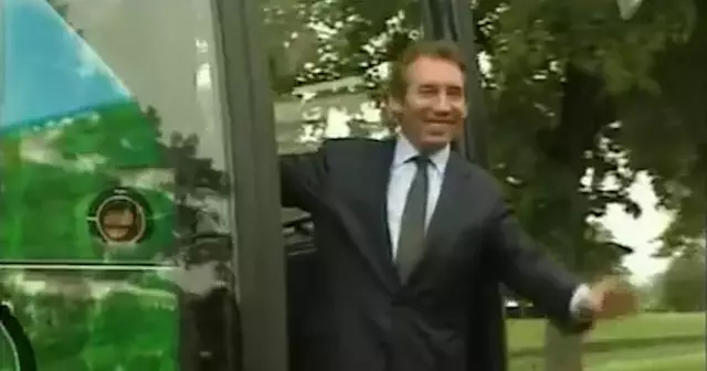 Séquence 03.00_00_00_00.Image fixe001