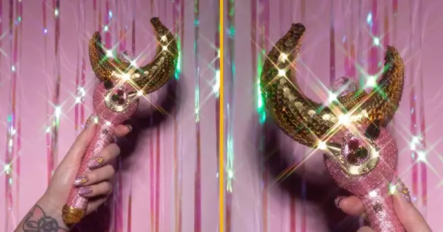 lampe-geante-baton-lune-sailor-moon