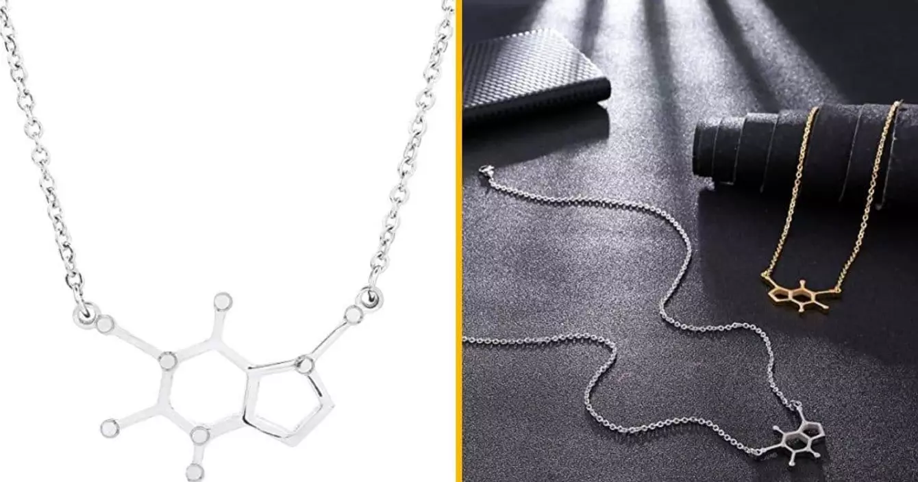 collier-molecule-cafeine