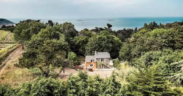 airbnb-bretagne-maison-plage-cadre-unique