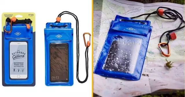 pochette-waterproof-smartphone-cou