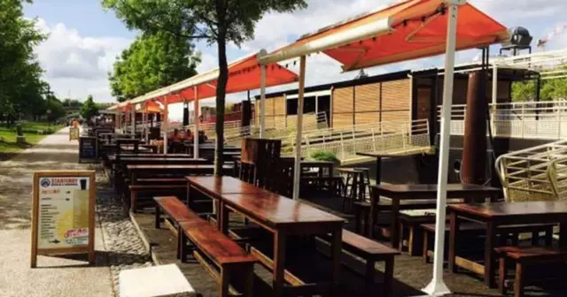 terrasse-boire-verre-lyon-star-ferry