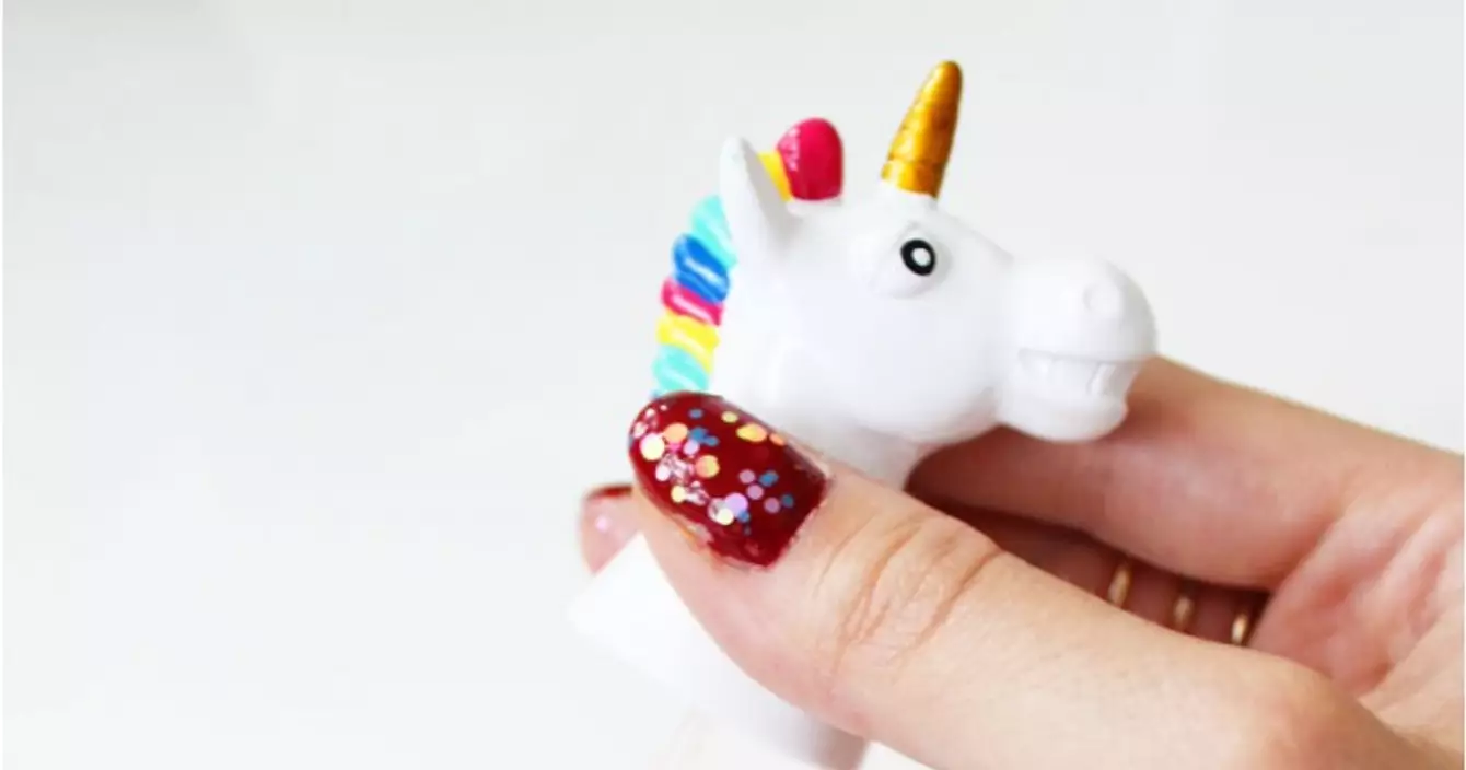 vernis-a-ongles-licorne