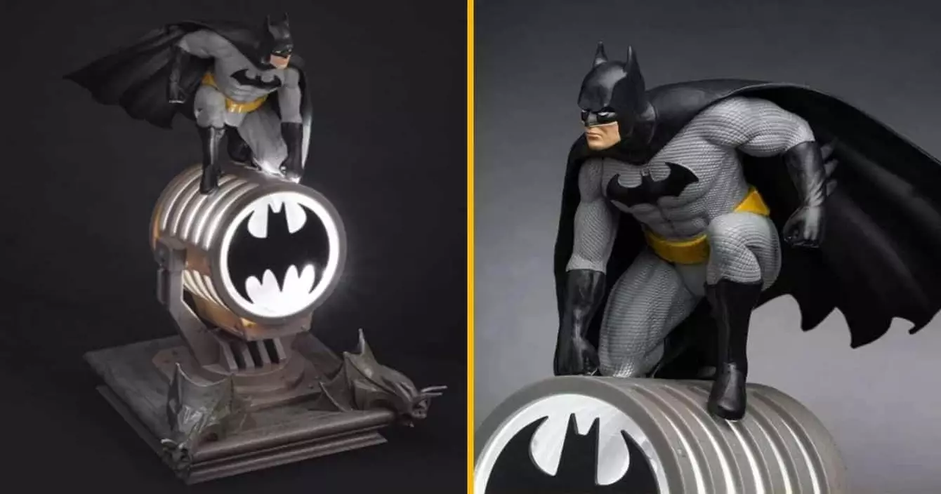 un-projecteur-du-logo-batman