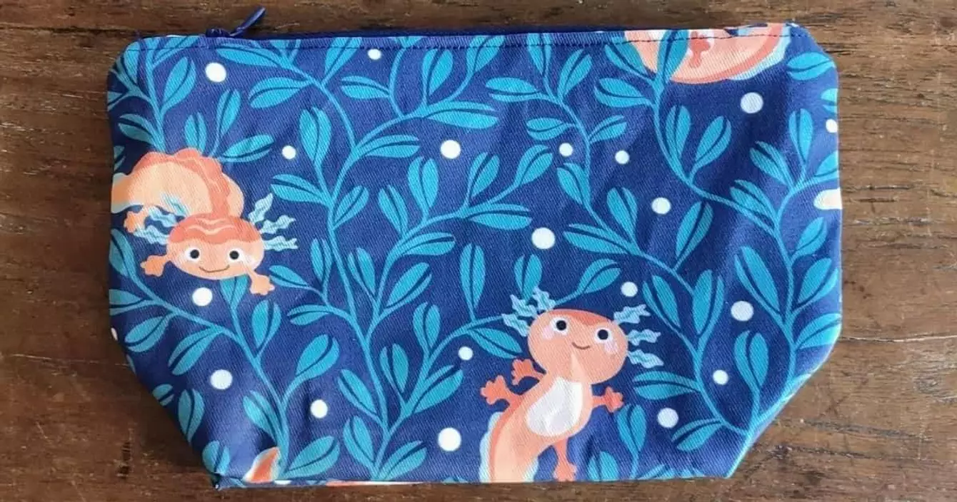 pochette-zippee-axolotl