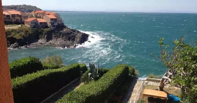 maison-face-mer-deux-minutes-plage-port-vendres