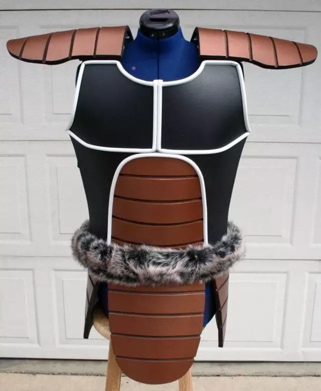 armure-saiyan-dragon-ball-z