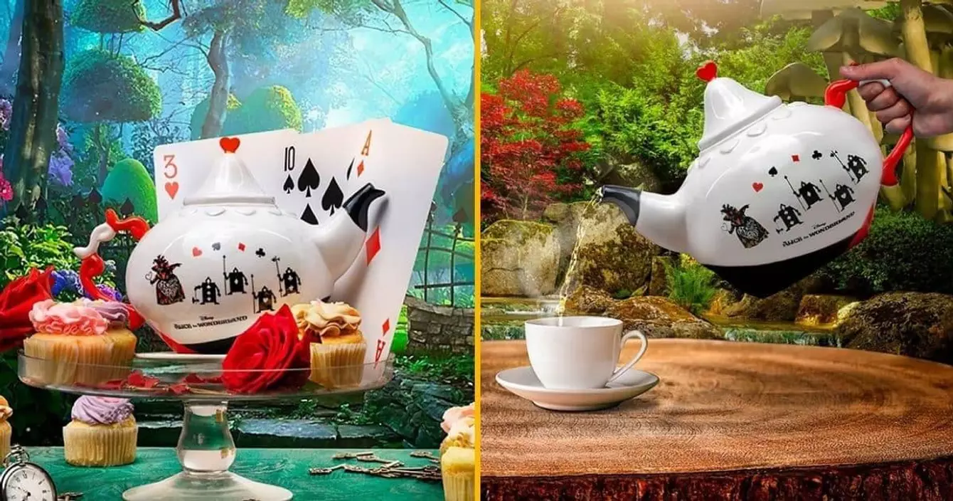 theiere-alice-au-pays-des-merveilles