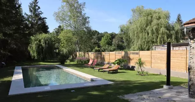 studio-personnes-piscine-ile-de-france